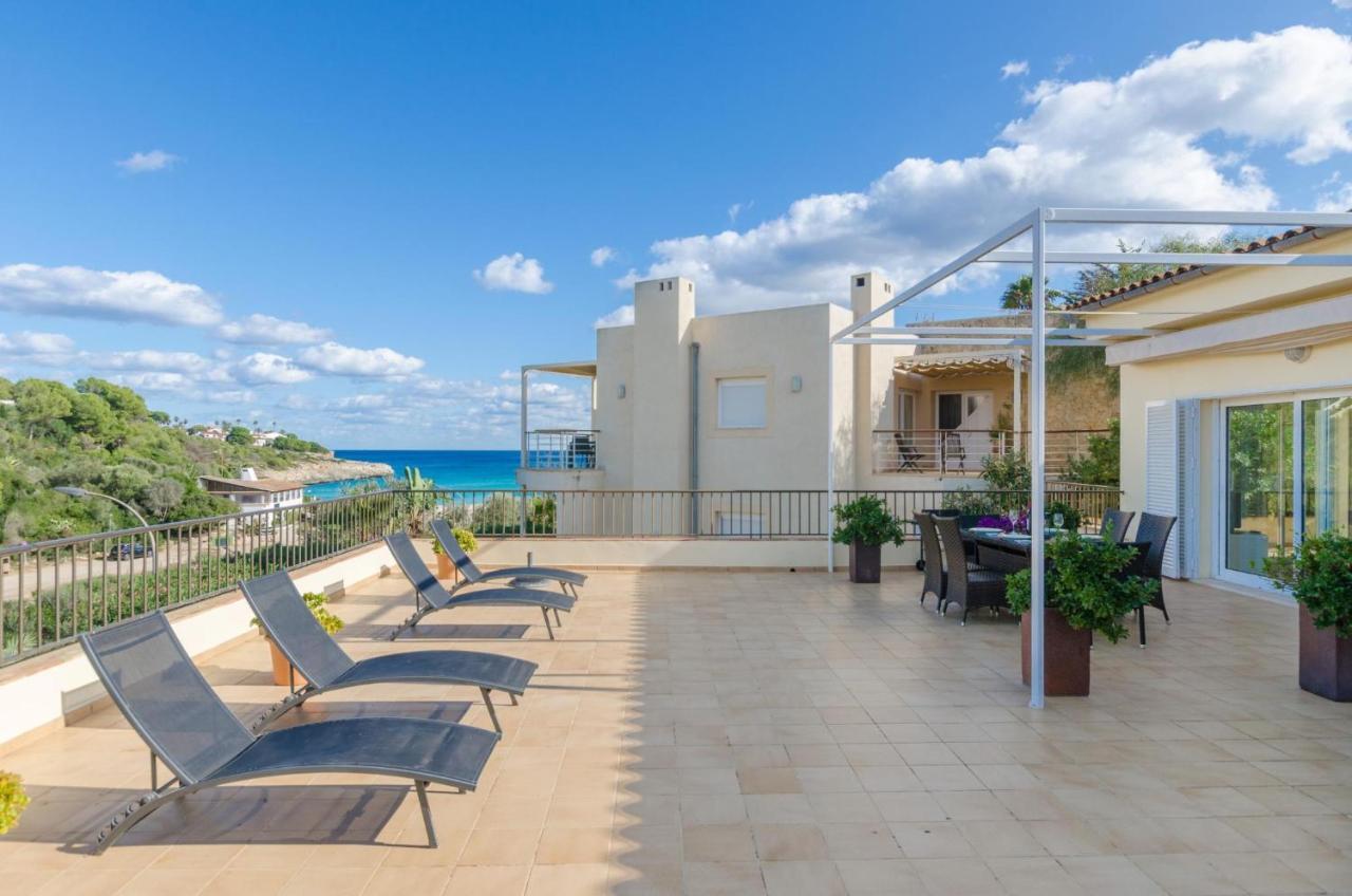 Апартаменты Bexan Cala Mandia Cala Mandia  Экстерьер фото